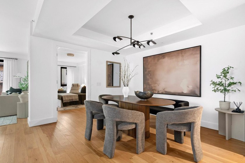 Light, warmth, and design intention converge in this Park Slope - photo 3