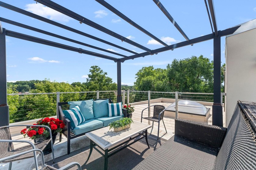 This is a rare opportunity to own an exceptional southwest - photo 36