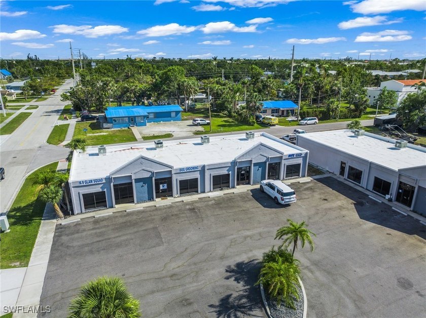 Buyer user opportunity to invest. Use 2000sf for your business - photo 2
