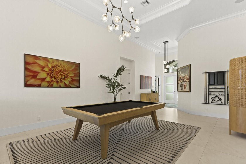 Welcome to this exceptional lakefront residence in the - photo 5