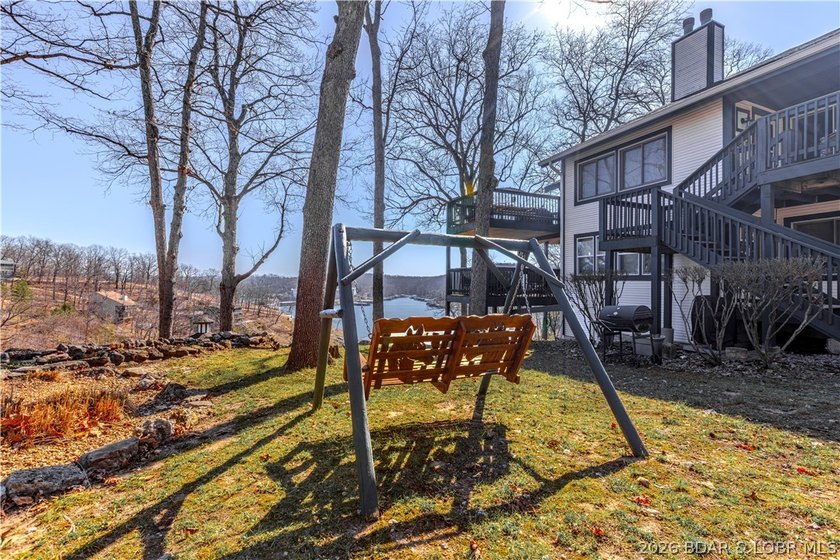 This beautifully updated 2-bdrm, 1.5-bath condo at Steeple Ridge - photo 29