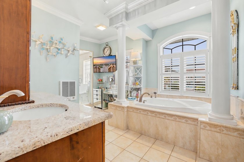 Welcome to luxury coastal living in the highly sought-after - photo 31
