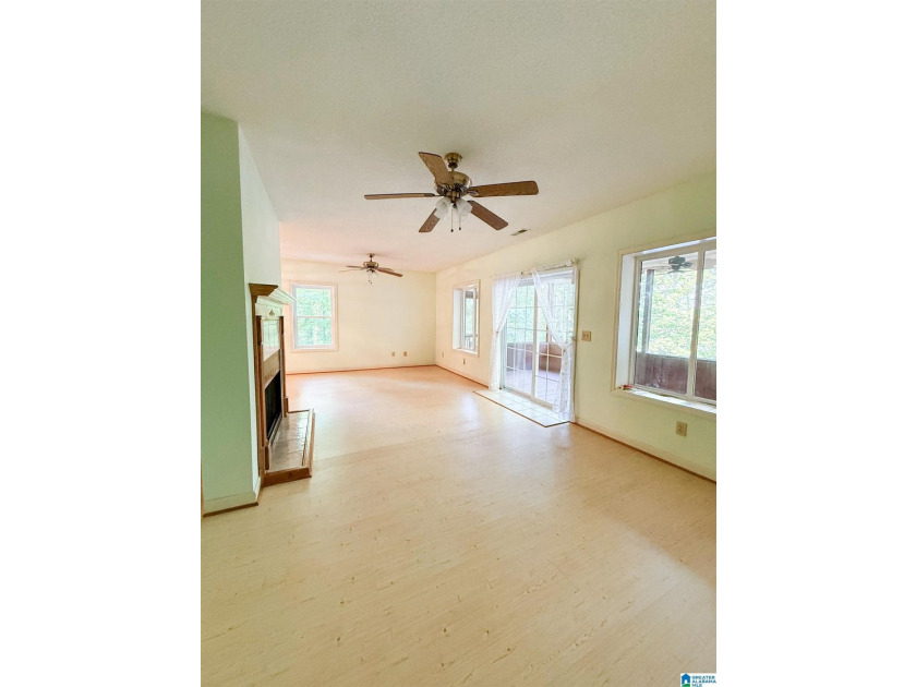 Beautiful Lake Wedowee Home - Wide Water Views, Boat &amp; More! - photo 8