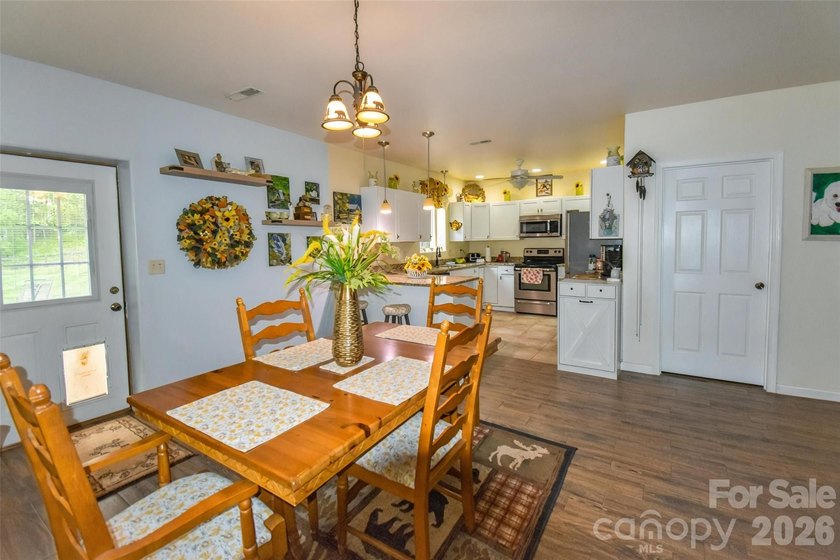 RARE OPPORTUNITY 3.5% ASSUMABLE Mortgage Available - Qualified - photo 15
