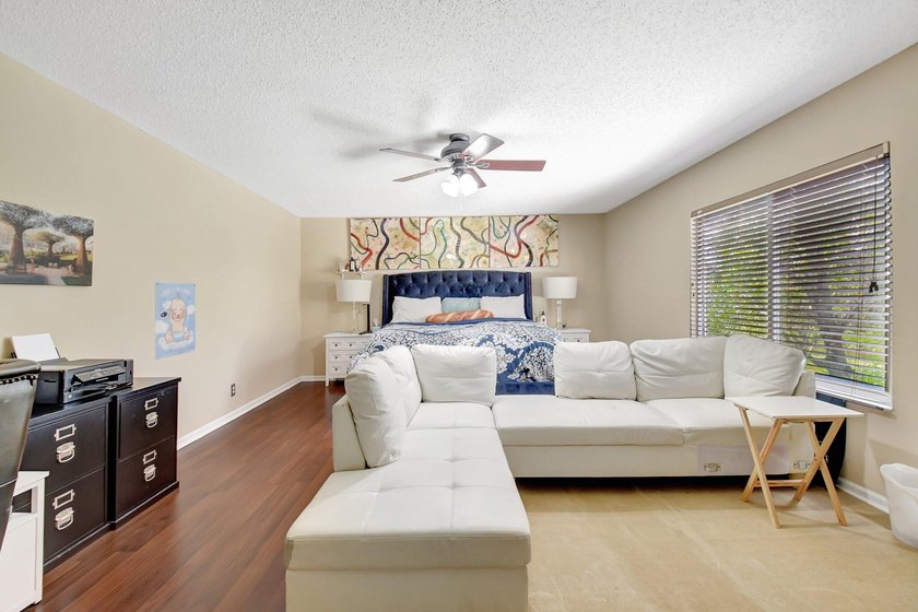 Discover this 2-story, 4-bed, 2.5-bath home w/ 2-car garage - photo 43