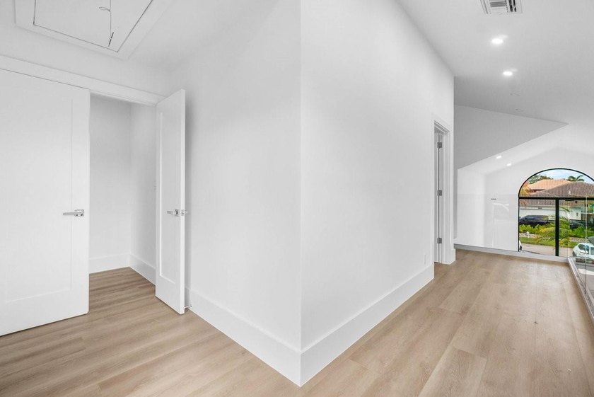 Located in the highly desirable Palm Beach Farms neighborhood &amp; - photo 10
