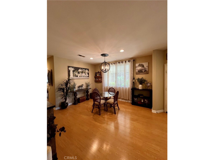 This home is gorgeous, upgraded, and a turnkey for new owners - photo 6