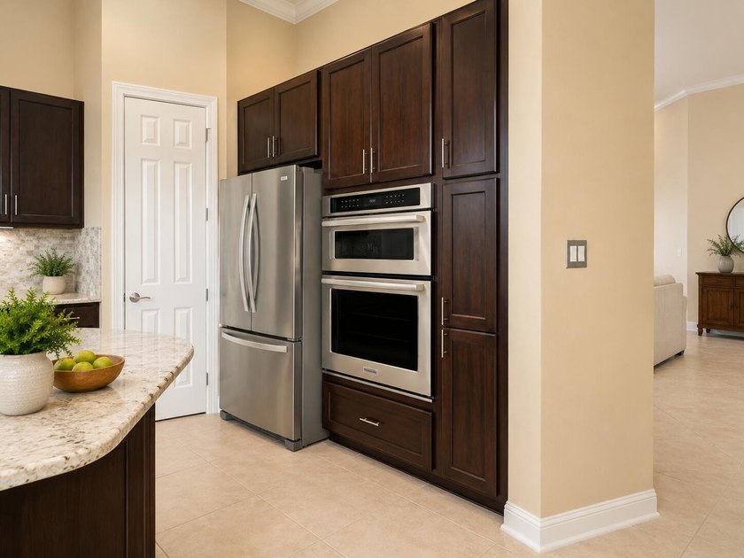 Welcome to this single-story waterfront residence in the - photo 14