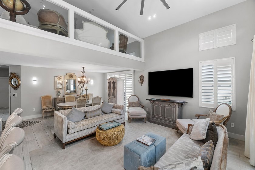 Welcome to this exceptional, fully upgraded 3-bedroom, 3.5-bath - photo 3