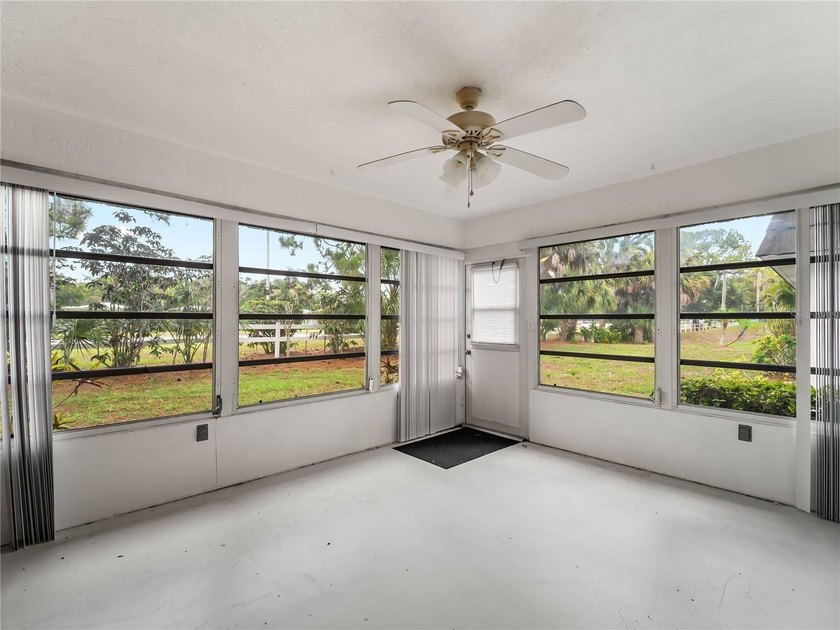 Short Sale. Third Party Approval Required / Welcome to the Glen - photo 13