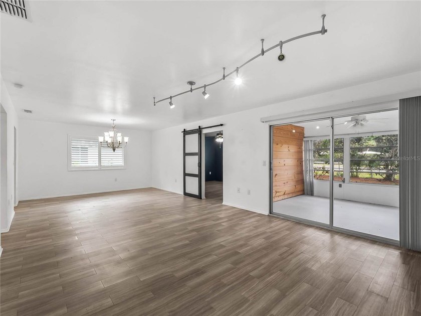 Short Sale. Third Party Approval Required / Welcome to the Glen - photo 14