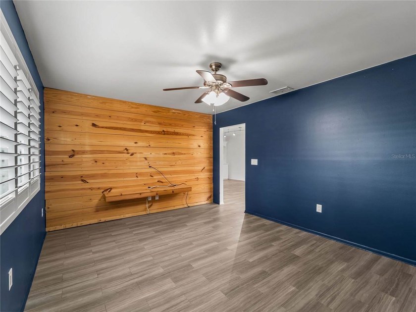 Short Sale. Third Party Approval Required / Welcome to the Glen - photo 18