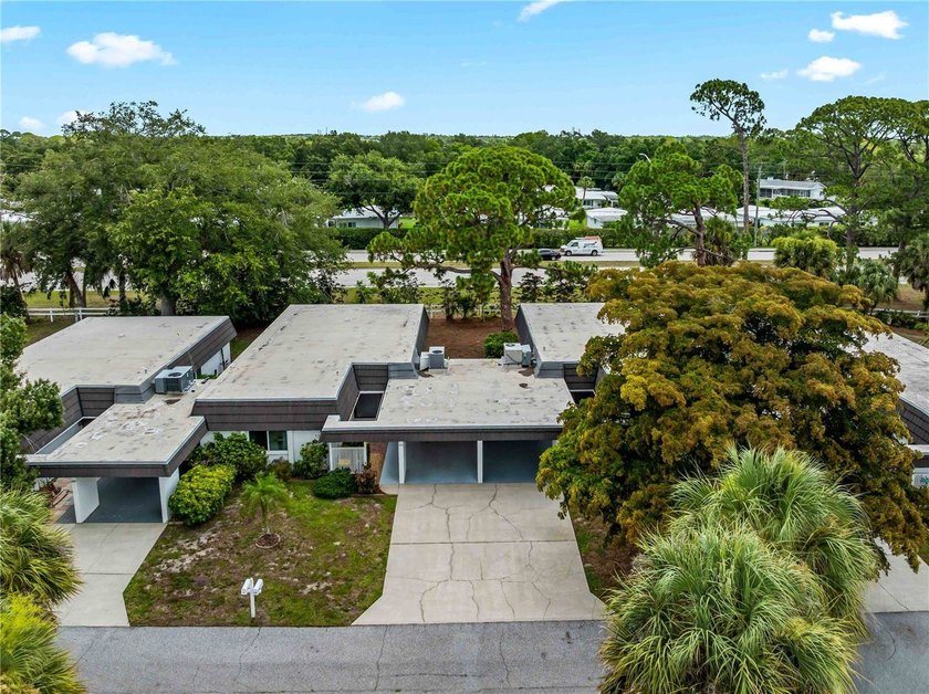 Short Sale. Third Party Approval Required / Welcome to the Glen - photo 44