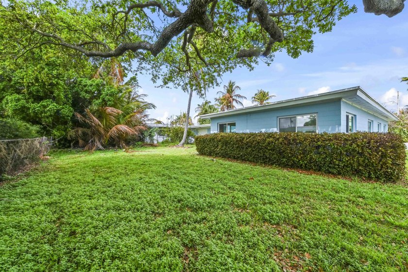 Escape to the quintessential coastal lifestyle in this - photo 26