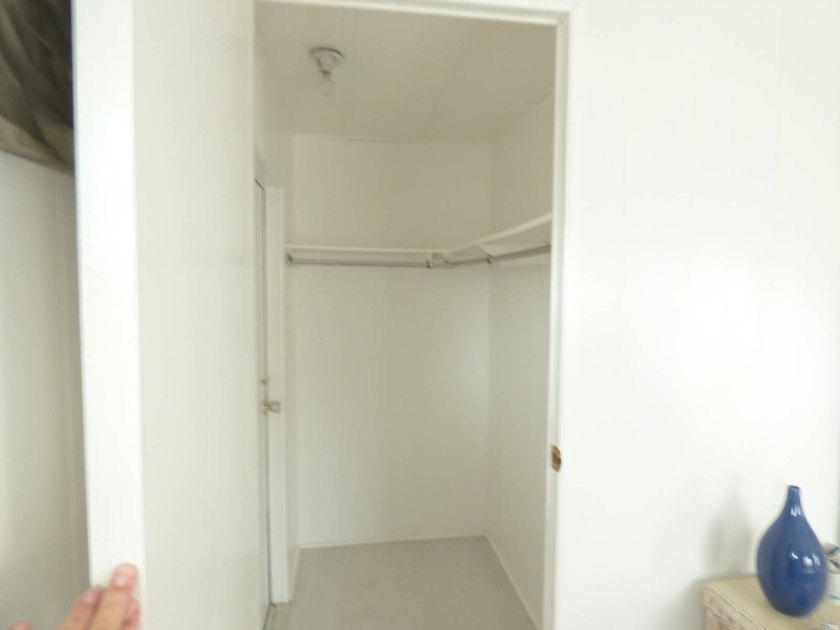 Move In Ready 2/2 in Club Wildwood - Freshly Updated &amp; Priced to - photo 31