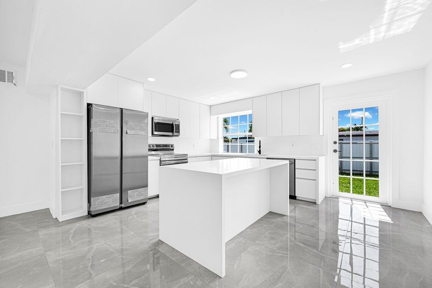 Discover Your Dream Home in Kendall! This fully renovated - photo 16
