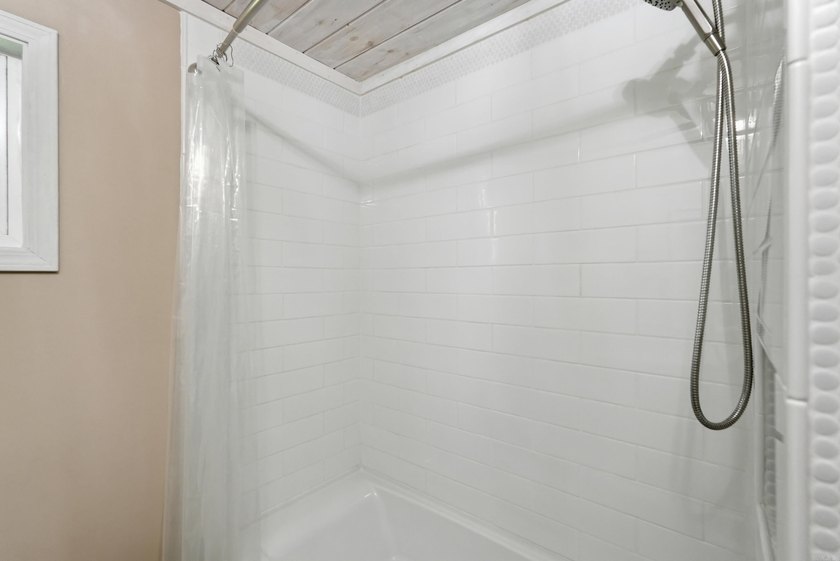 Super Cute Home only 3 miles from Shiloh Marina, sits on 3 level - photo 40