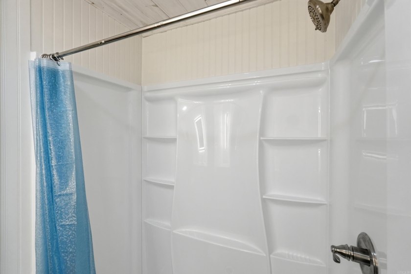 Super Cute Home only 3 miles from Shiloh Marina, sits on 3 level - photo 47