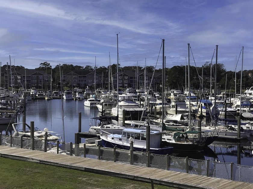 Well-Maintained 2-Bedroom, 2-Bathroom Condo in the Heart of - photo 31
