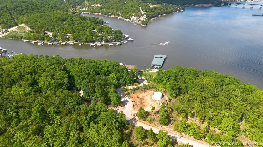 ELEVATOR and NO STEPS UNIT! Rarely used Turn-Key Lakefront - photo 44