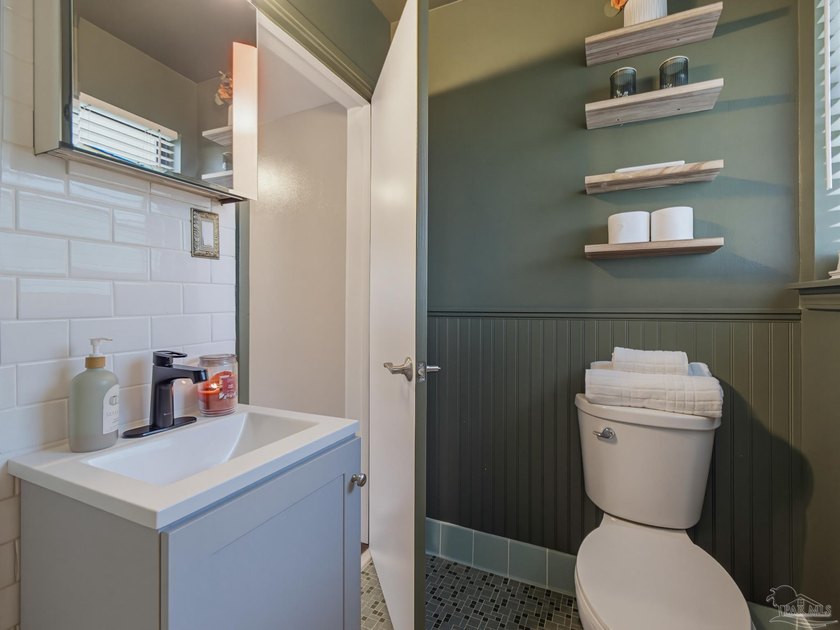 Old charm meets a fresh modern touch in this cozy home. Recently - photo 22