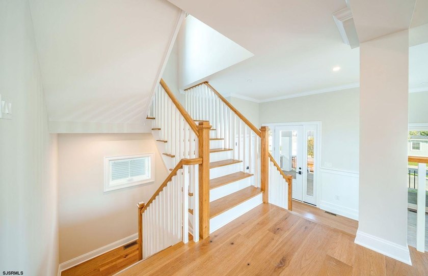 Stunning New Construction Goldcoast Home; well appointed - photo 24