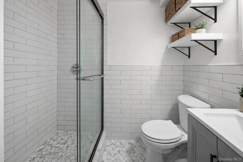 Welcome home to this beautifully maintained apartment in the - photo 7
