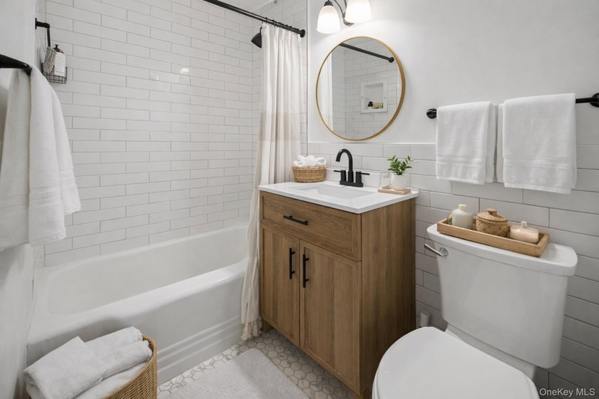 Welcome home to this beautifully maintained apartment in the - photo 9