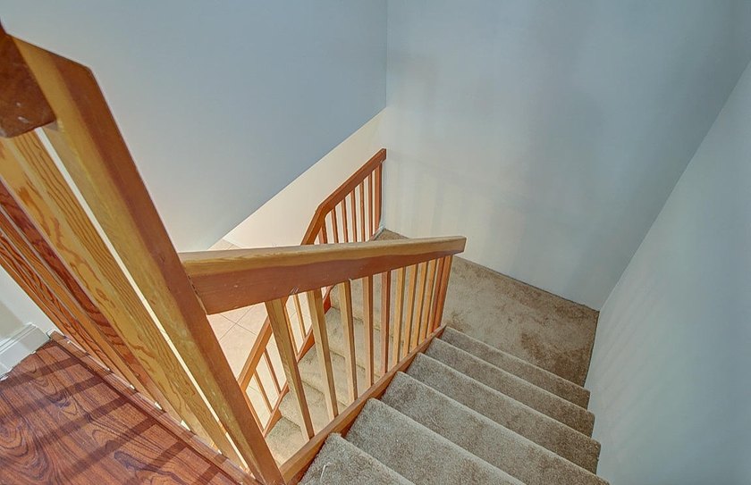 Tranquil 2-story townhouse featuring a bright, open floor plan - photo 30