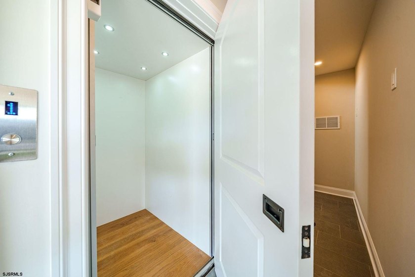 Stunning New Construction Goldcoast Home; well appointed - photo 34