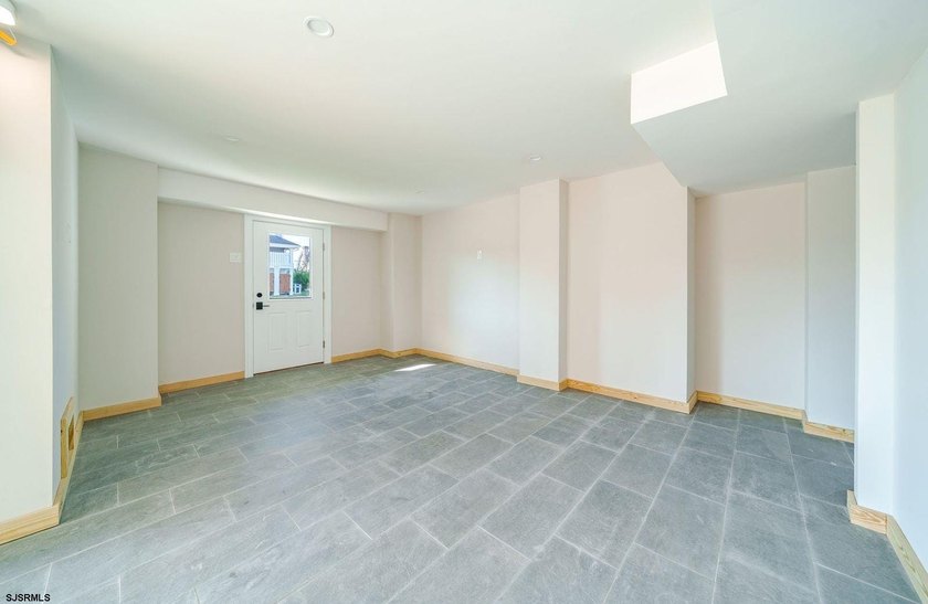 Stunning New Construction Goldcoast Home; well appointed - photo 35