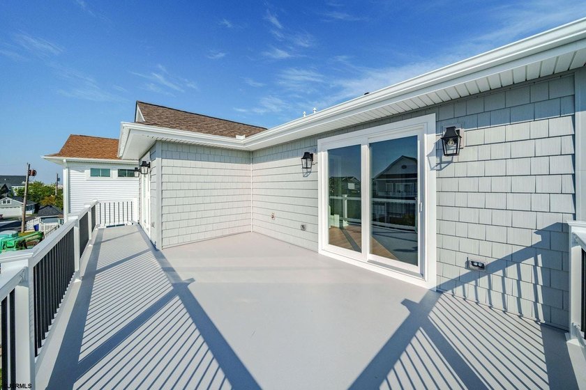Stunning New Construction Goldcoast Home; well appointed - photo 46
