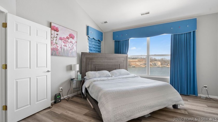 Top-floor living meets lakefront luxury at Newport Condominiums! - photo 27