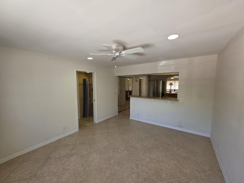 Rare opportunity to own a piece of heaven as Live-in or - photo 7