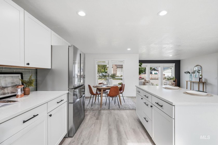 Welcome home to this beautifully updated mid-century home in one - photo 11