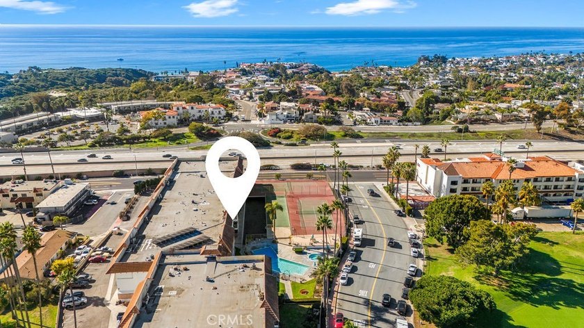 OCEAN AND GOLF COURSE VIEWS!!! Beautifully upgraded 2-bedroom - photo 35