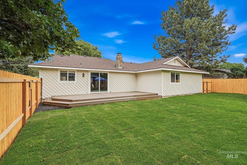 Welcome home to this beautifully updated mid-century home in one - photo 46