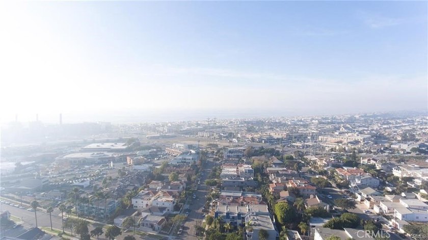 Newer Detached CONTEMPORARY STYLE OCEAN VIEW Town Home! - photo 46