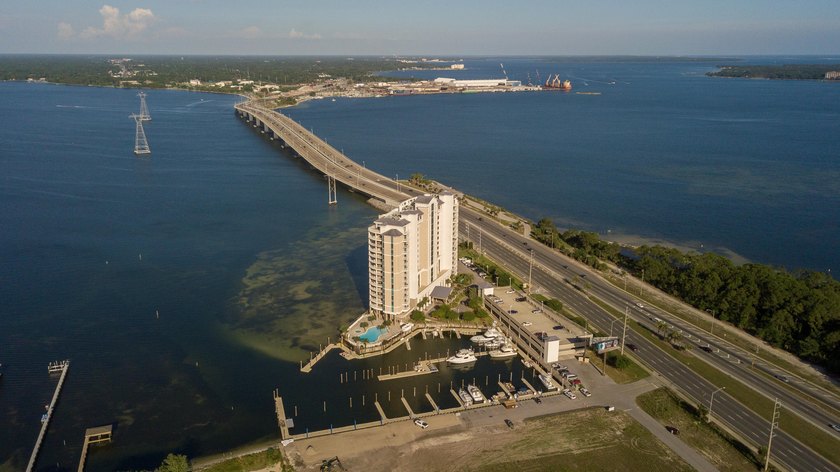 Exceptional value at Marina Landing -- a true bayfront 8th-floor - photo 18