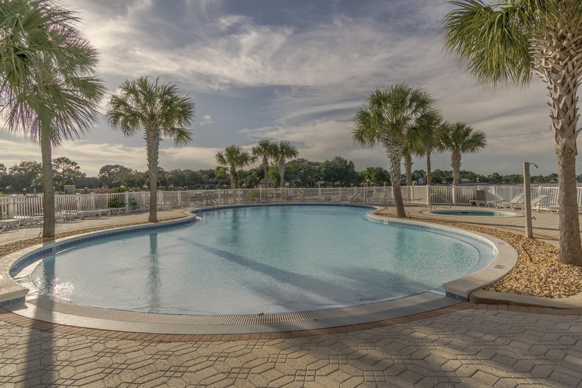 Exceptional value at Marina Landing -- a true bayfront 8th-floor - photo 31