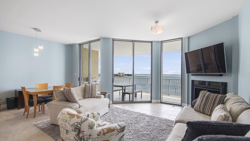 Exceptional value at Marina Landing -- a true bayfront 8th-floor - photo 36