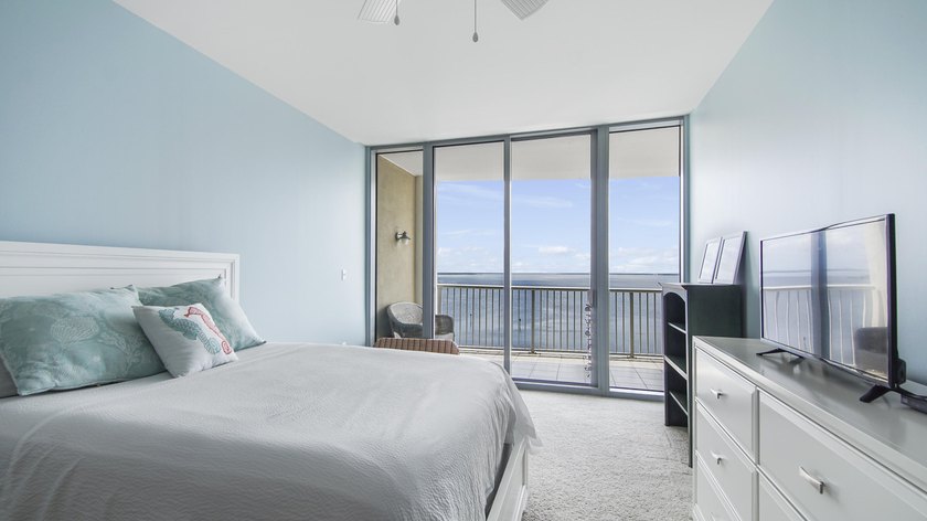 Exceptional value at Marina Landing -- a true bayfront 8th-floor - photo 47