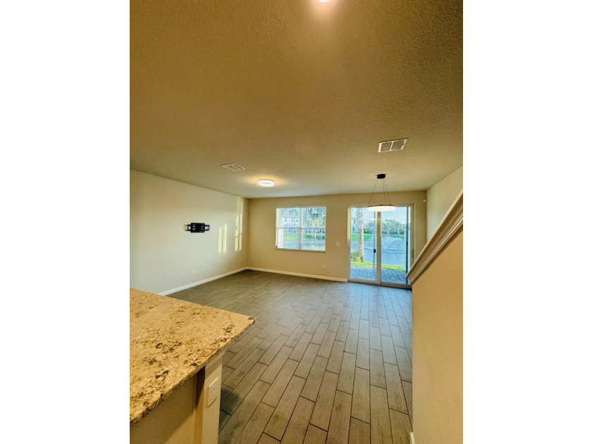 Short Sale - Subject to Lender Approval. Built in 2022, this - photo 12