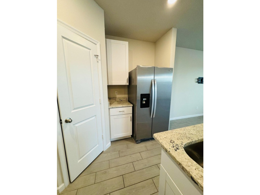 Short Sale - Subject to Lender Approval. Built in 2022, this - photo 13