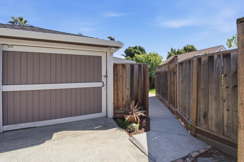 One Property. Two Detached Residences. A Truly Flexible San Jose - photo 30