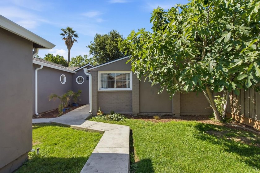 One Property. Two Detached Residences. A Truly Flexible San Jose - photo 31