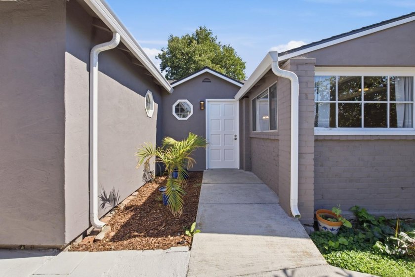 One Property. Two Detached Residences. A Truly Flexible San Jose - photo 34