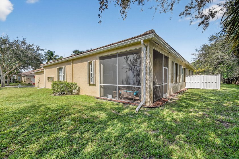 Welcome to this beautiful townhome in the highly desirable - photo 37