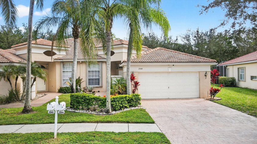 Welcome to this beautiful townhome in the highly desirable - photo 43