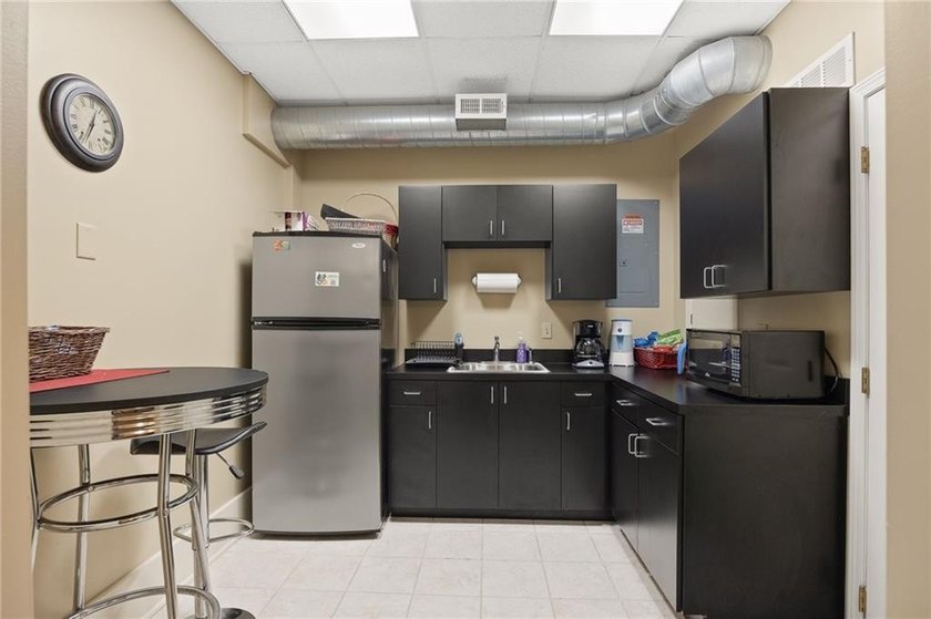 Exceptional opportunity to own a distinguished multi-story - photo 36
